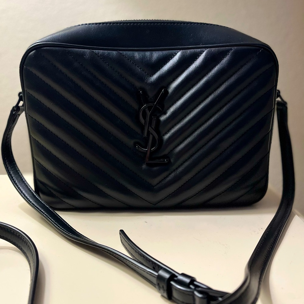 Lou Matelasse camera bag
